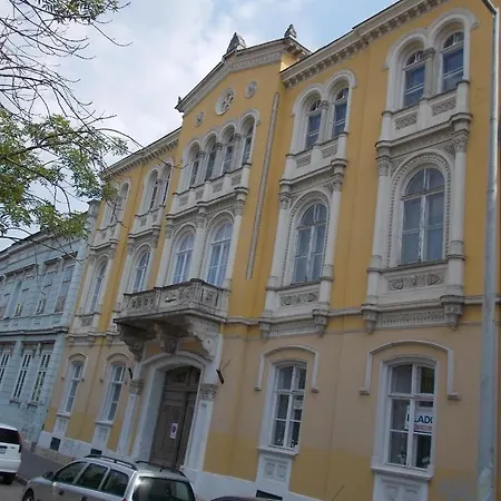 Apartamento Vörösmarty Tér Székesfehérvár