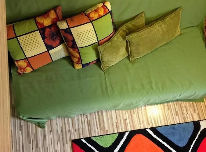 Voeroesmarty Ter Apartament